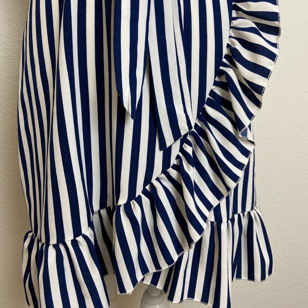 Stellah Blue& White Strip Ruffle Dress Size Small - Picture 2 of 6